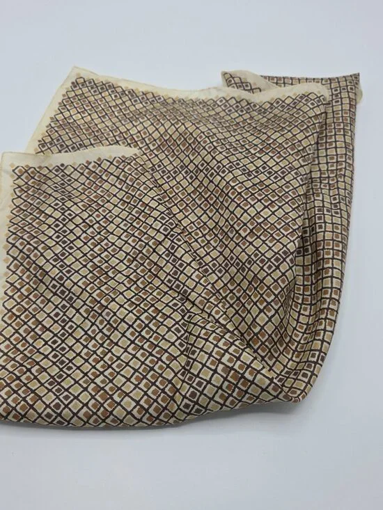 Y2K Vintage Vibe Geometric Grid Scarf – Brown / Tan / Cream - Picture 3 of 3